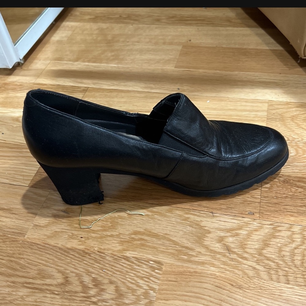 Black mule shoes
